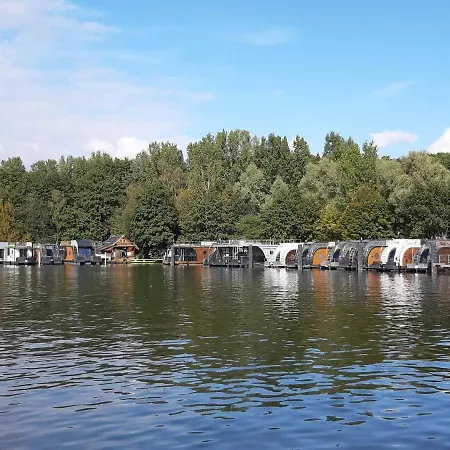 Botel Houseboat On The Dahme