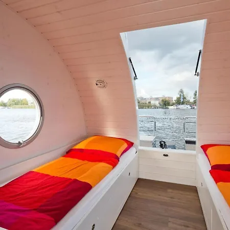 Houseboat On The Dahme * Niederlehme